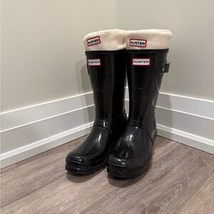Hunter Black Boots with Cream Boot Socks